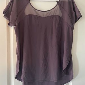 Lululemon T Shirt Top with side slits